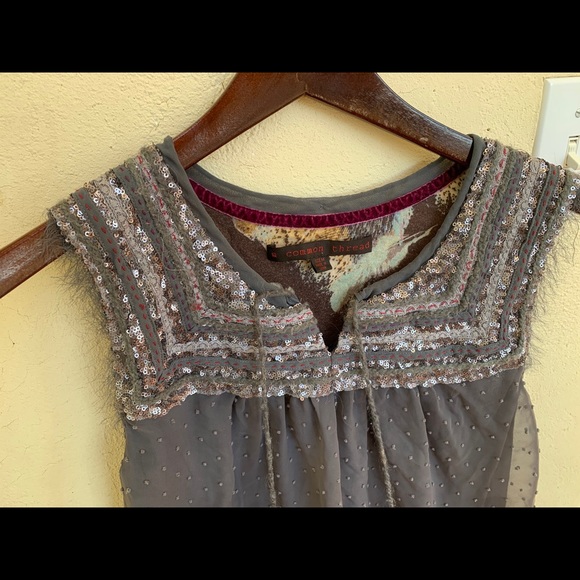 Common Thread blouse- cute! - Picture 2 of 5